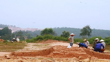  Quảng Nam: Làm đường, phát hiện di tích