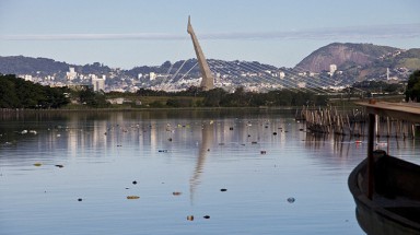 Olympic Rio 2016: Biển tràn ngập rác, bơi thì phải ngậm mồm