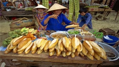  Bánh mì pate Việt Nam lọt top món ăn đường phố ngon nhất thế giới 