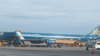   Máy bay Vietnam Airlines đổi hướng hạ cánh vì phi công ấn nhầm nút không tặc